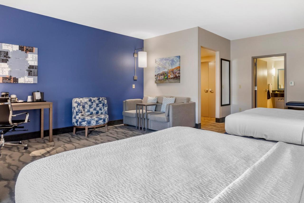 Best Western Plus Castlerock Inn & Suites Bentonville Esterno foto