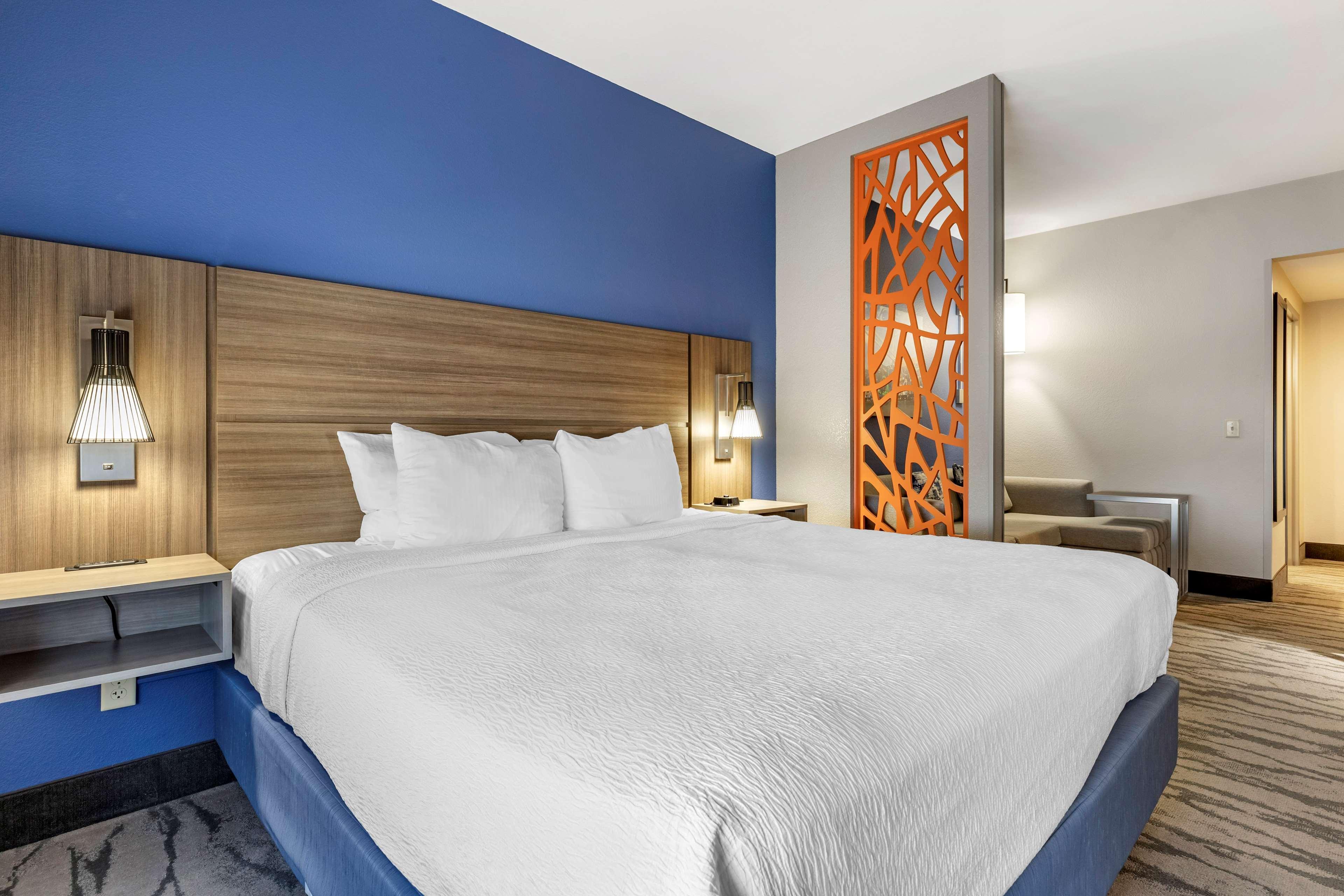 Best Western Plus Castlerock Inn & Suites Bentonville Esterno foto