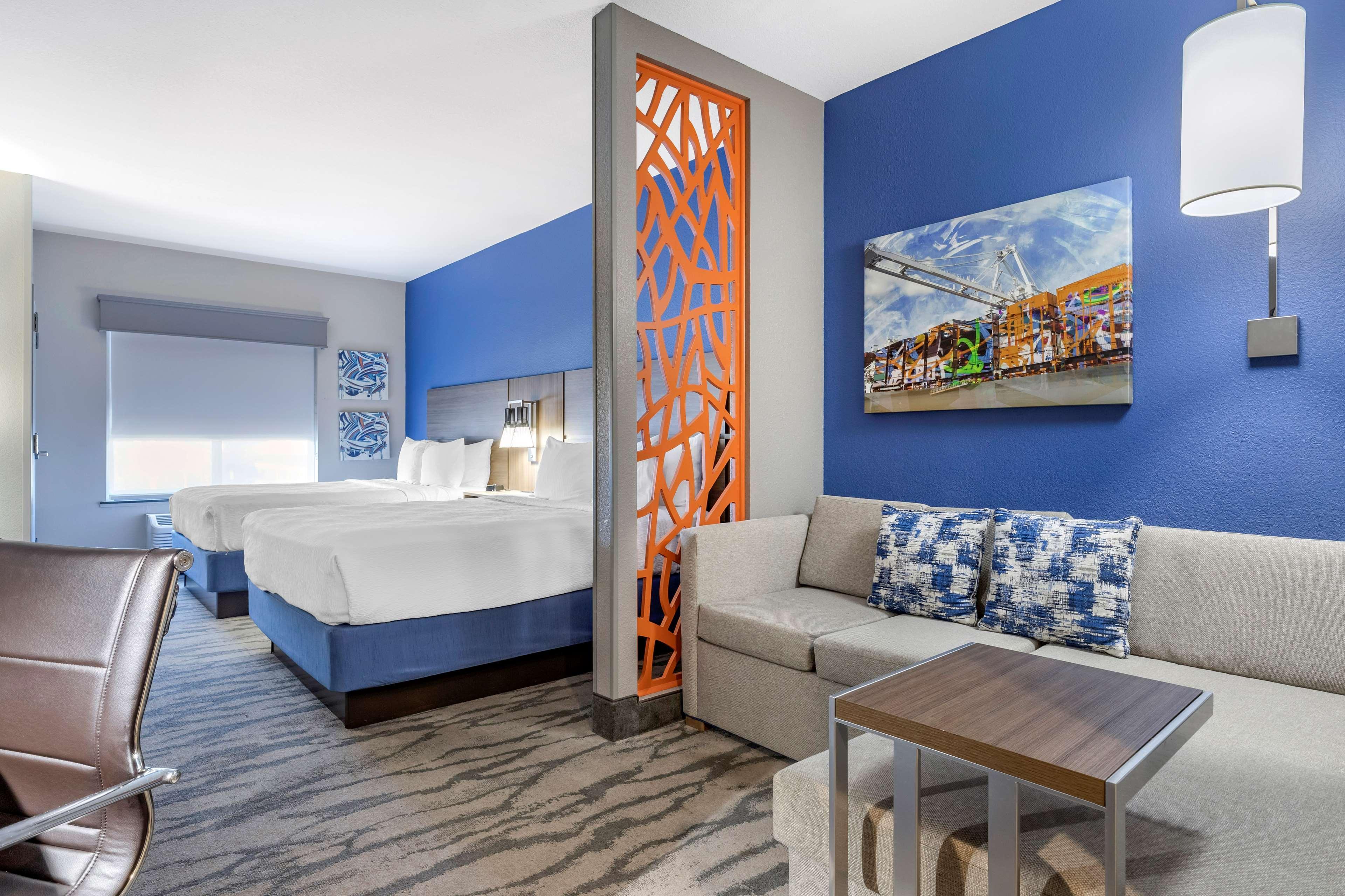 Best Western Plus Castlerock Inn & Suites Bentonville Esterno foto