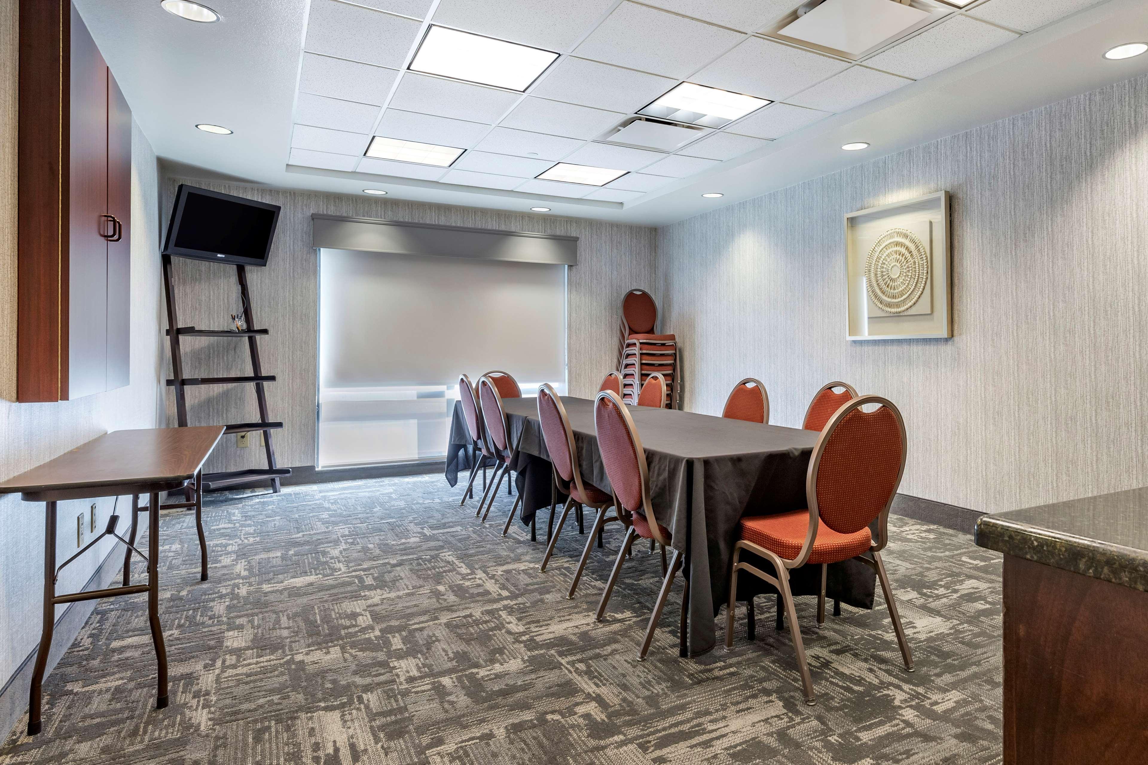 Best Western Plus Castlerock Inn & Suites Bentonville Esterno foto