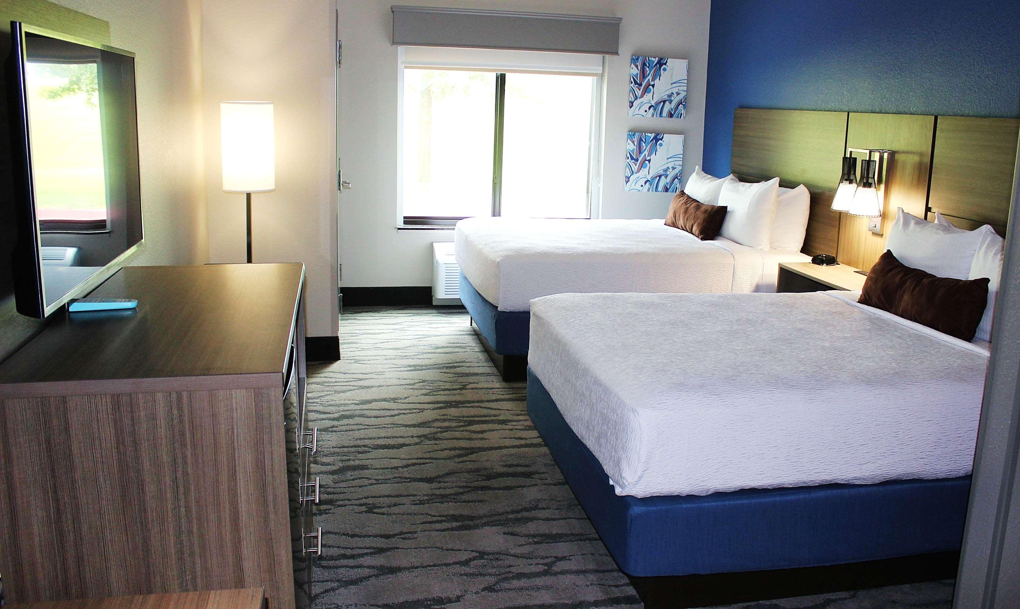 Best Western Plus Castlerock Inn & Suites Bentonville Esterno foto